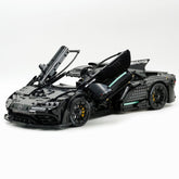 1: 8 Mercedes AMG ONE Pearlescent Black Limited Edition, Fully Detailed Simulation, The Ultimate Collectible (3295 Pcs)